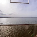 Solid Apartment Mamaia