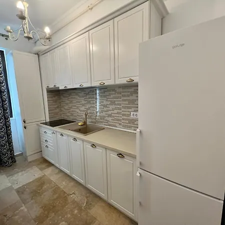 Solid Apartment *