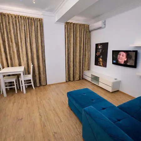 Apartment Solid Mamaia